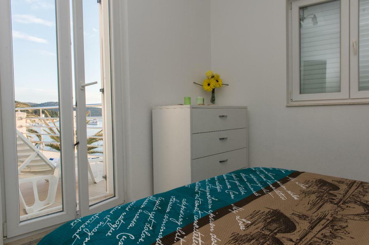 Apartments Cezar 로고즈니차 외부 사진