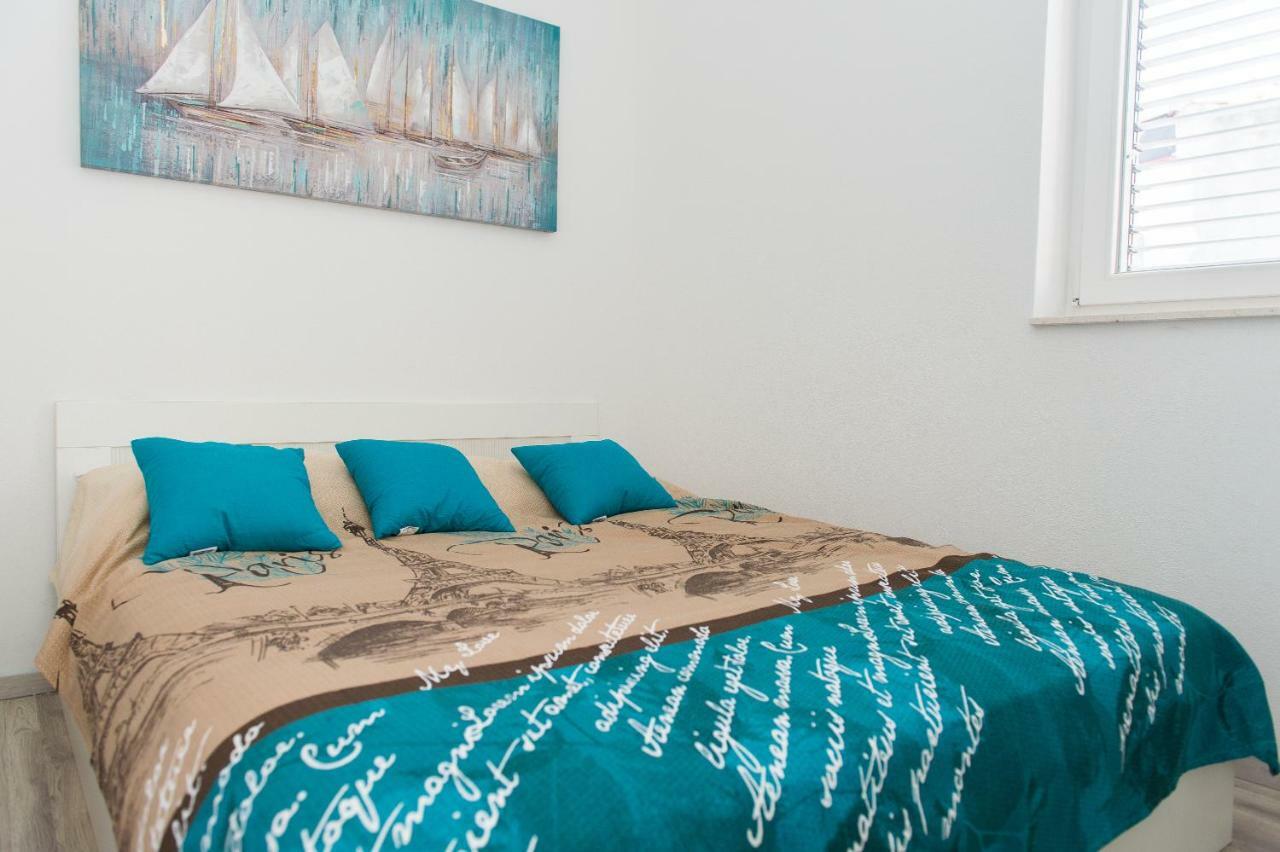 Apartments Cezar 로고즈니차 외부 사진